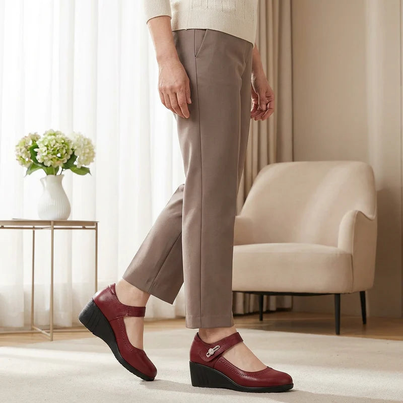 ⚡Hot Sales 50% OFF🔥Ladies' elegant mid-heeled leather shoes